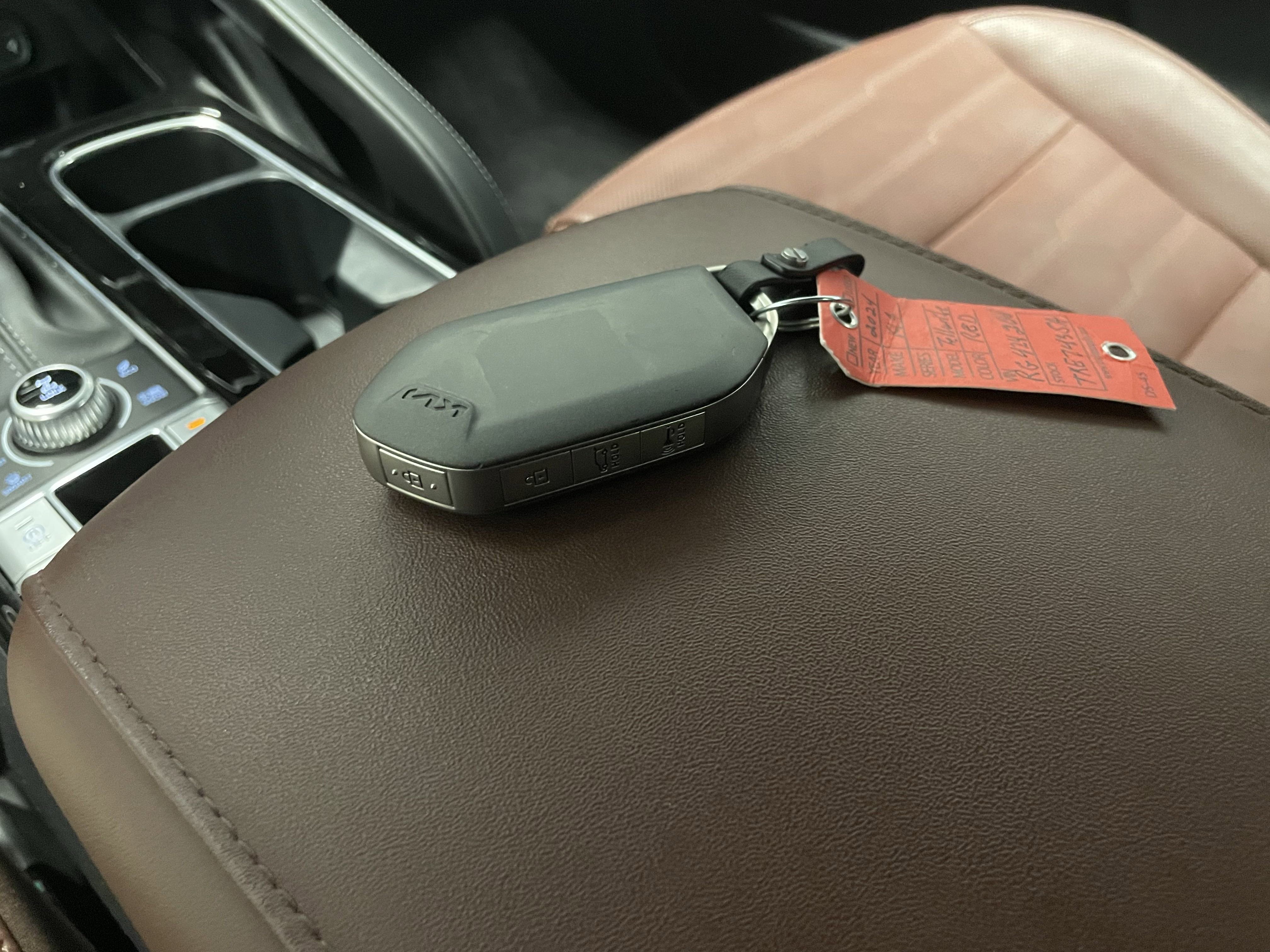 Used 2024 Kia Telluride SX Prestige image 17