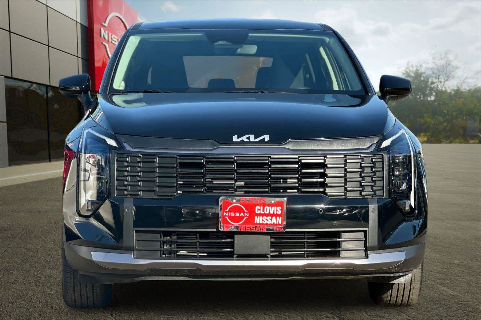 Used 2026 Kia Sportage LX FWD image 11