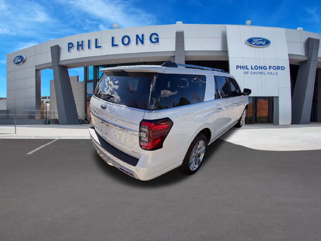 Used 2024 Ford Expedition Max Platinum AWD/4WD image 5