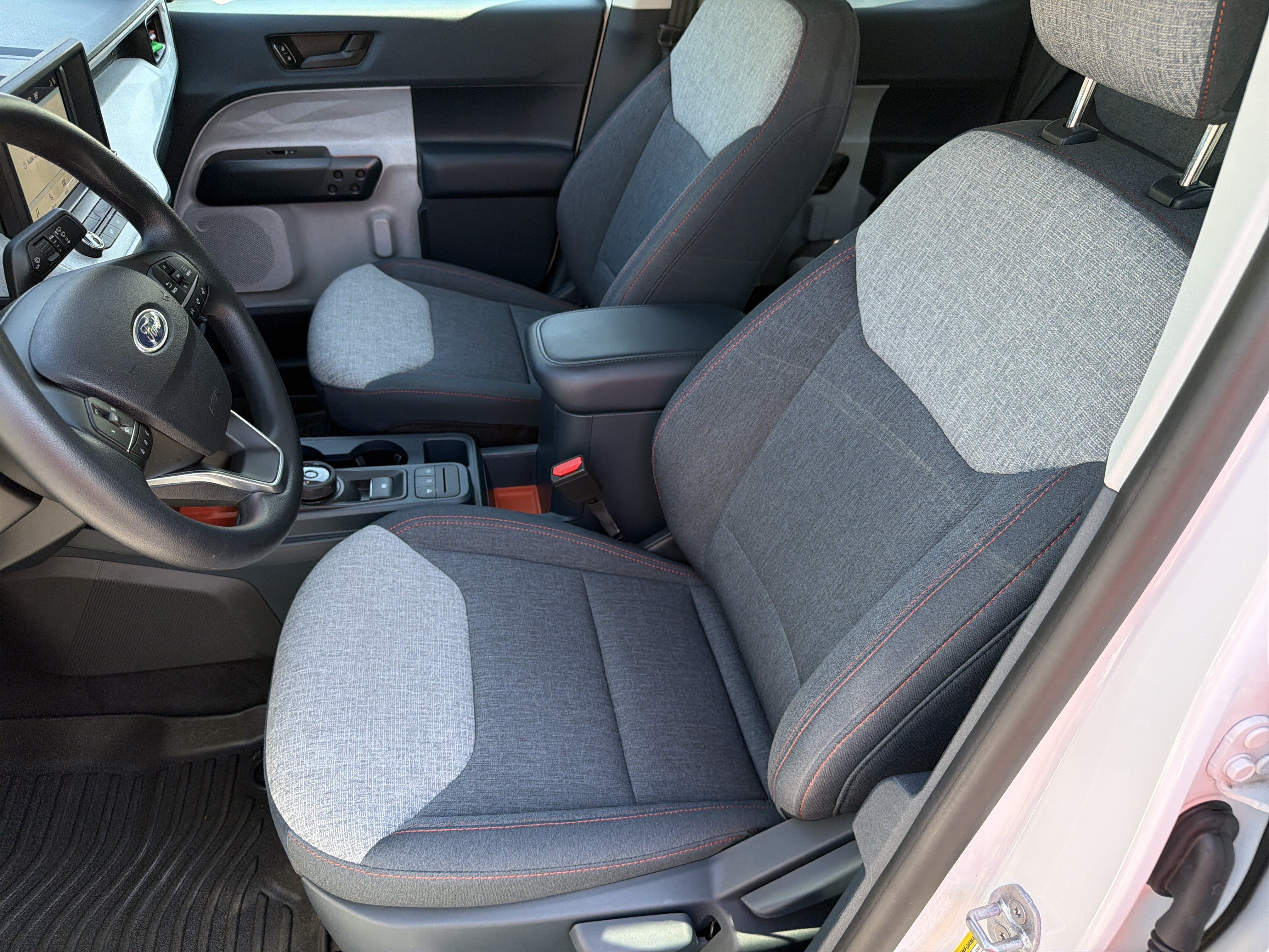 Used 2024 Ford Maverick XLT FWD image 13