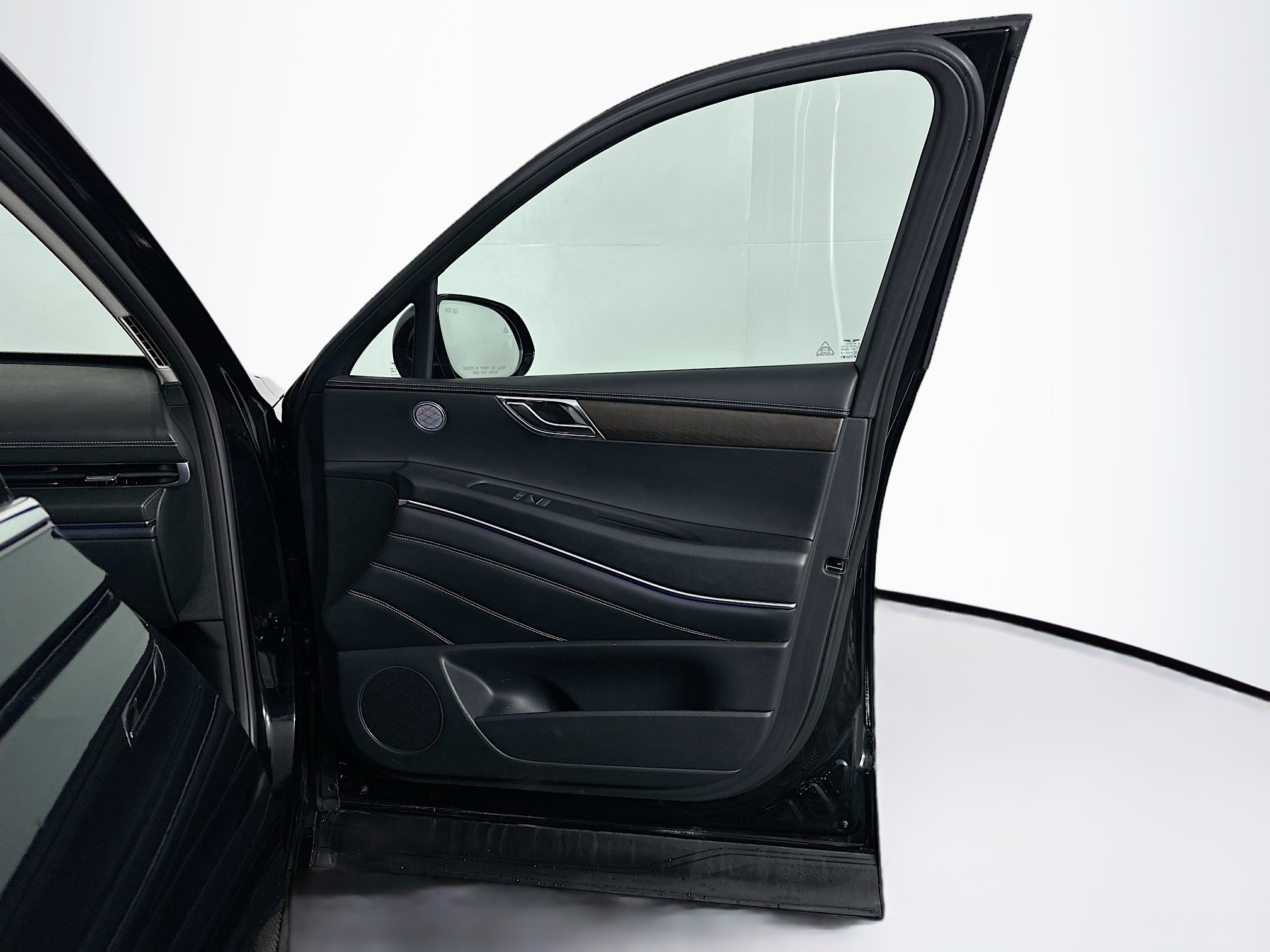 Used 2024 Genesis GV80 3.5T image 34