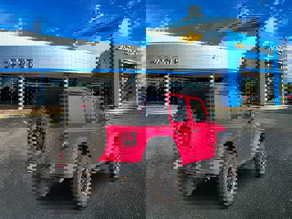 Used 2018 Jeep Wrangler Unlimited Sport S image 3