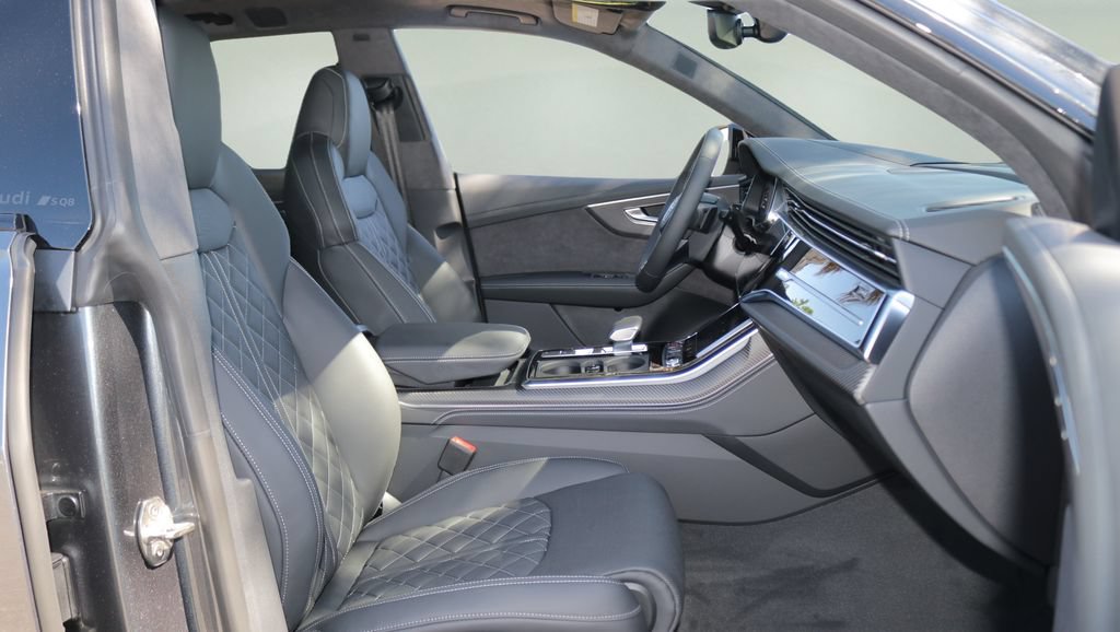 New 2027 Audi SQ8 Prestige AWD/4WD image 17