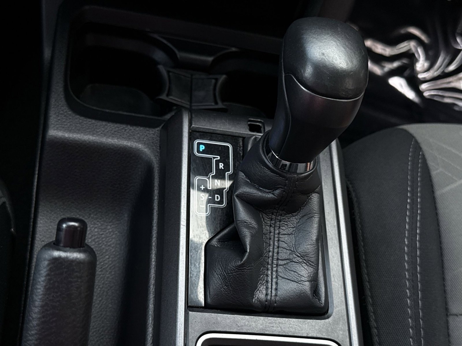 Used 2021 Toyota Tacoma TRD Off-Road image 22