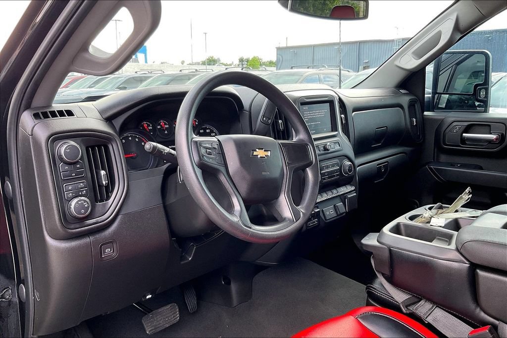 Used 2024 Chevrolet Silverado 2500 Custom w/ Custom Value Package AWD/4WD image 17