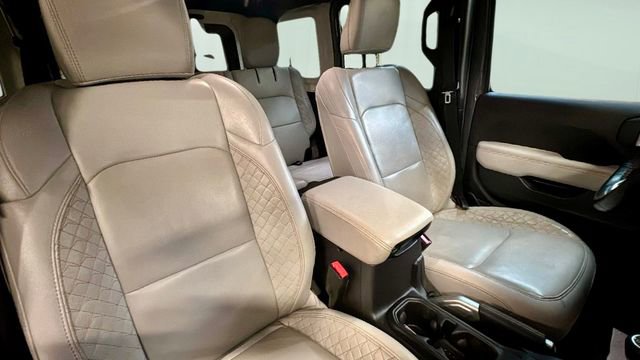 Used 2022 Jeep Wrangler Unlimited Sahara image 21