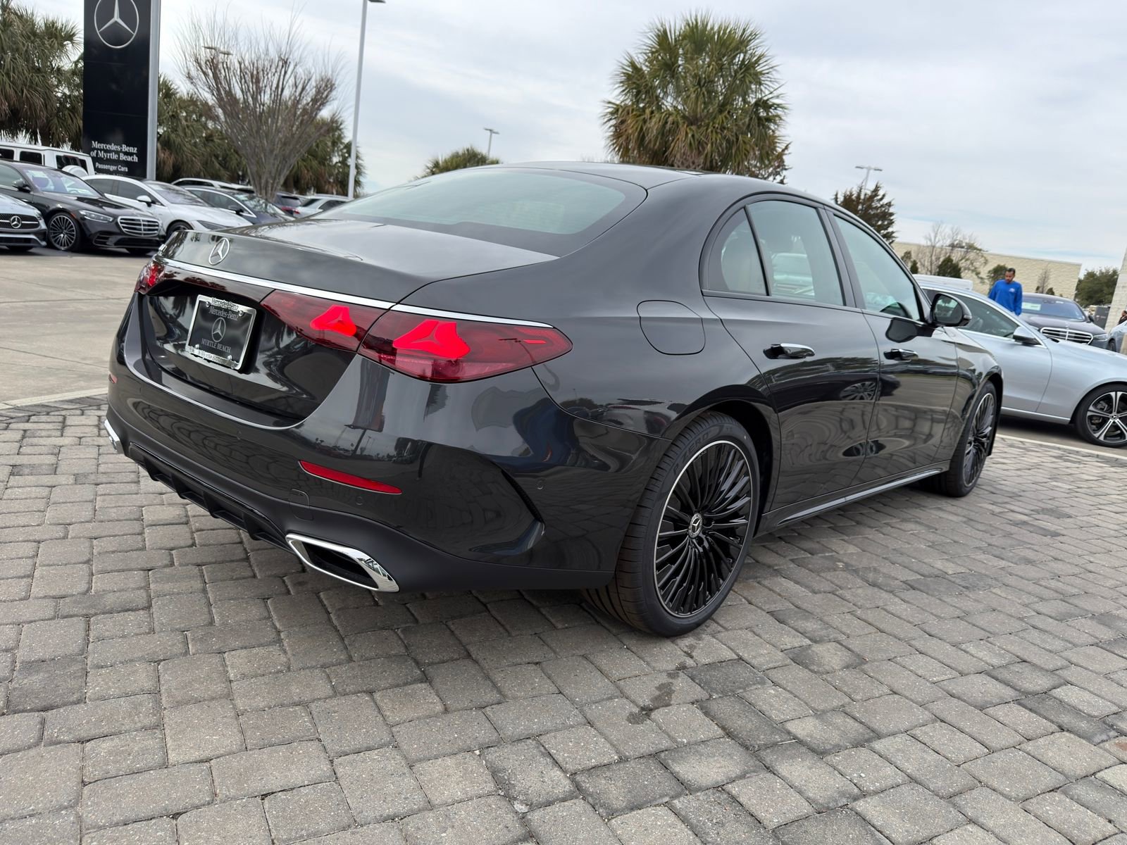 New 2026 Mercedes-Benz E 350 Sedan image 9