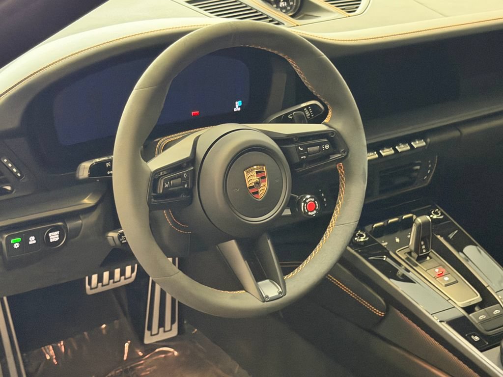 Certified 2025 Porsche 911 Targa 4 GTS w/ Premium Package AWD/4WD image 20