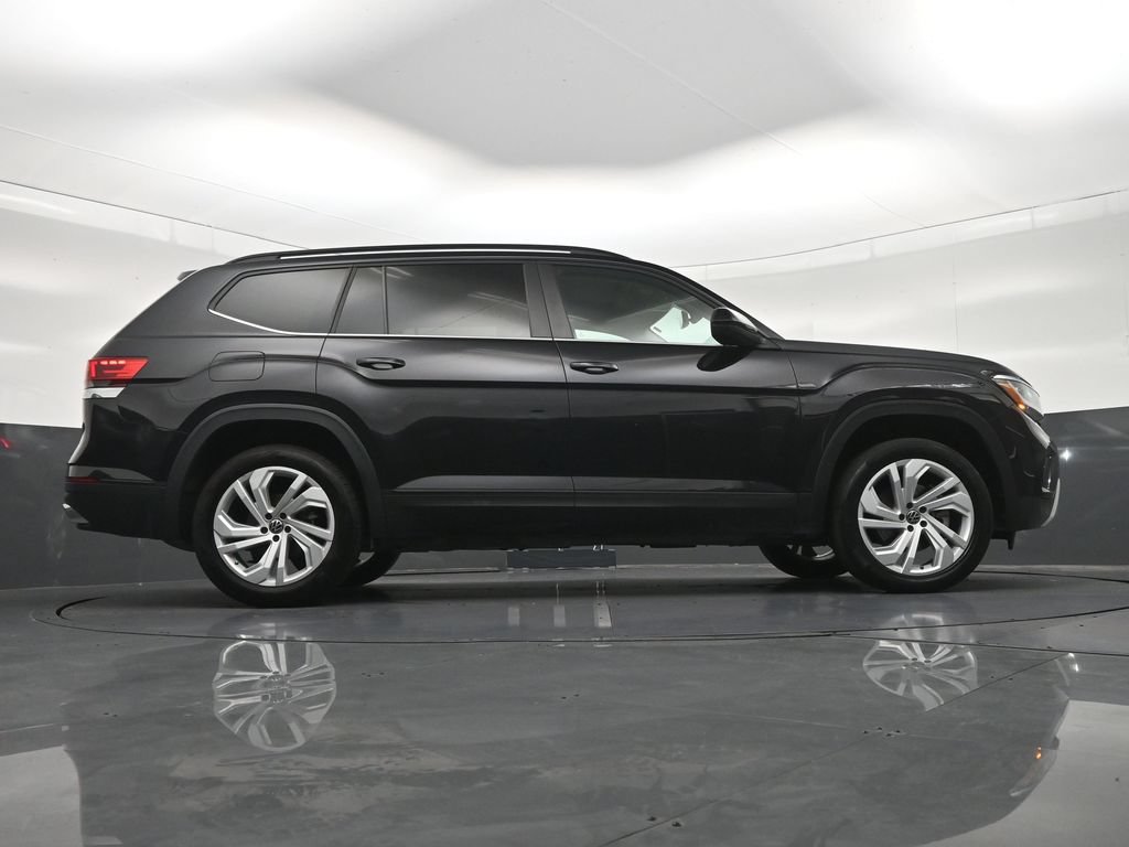 Used 2021 Volkswagen Atlas SE w/ Panoramic Sunroof Package FWD image 28