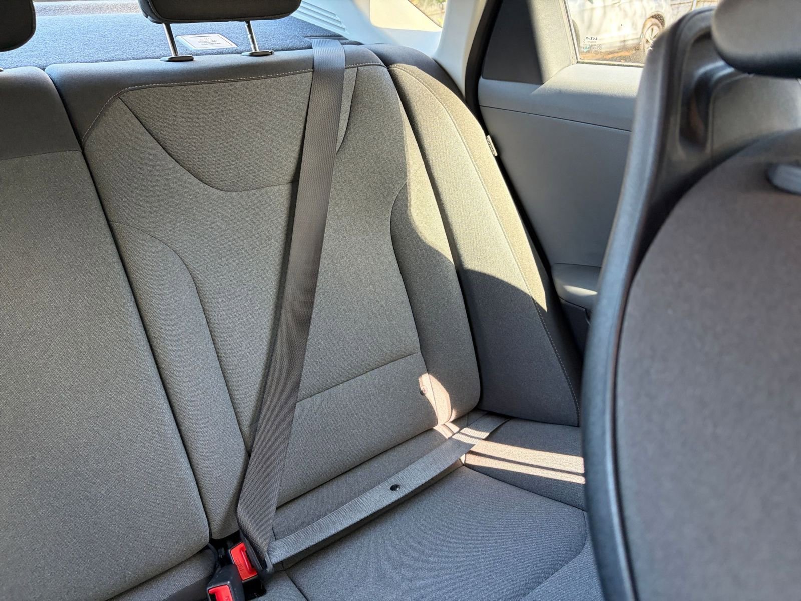 Used 2025 Kia K4 FWD image 36