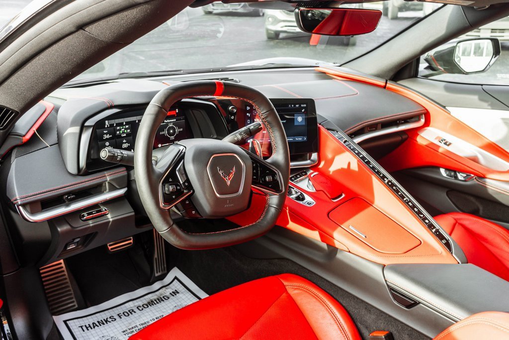 Used 2024 Chevrolet Corvette Stingray Preferred Cpe w/ Z51 Performance Package image 8