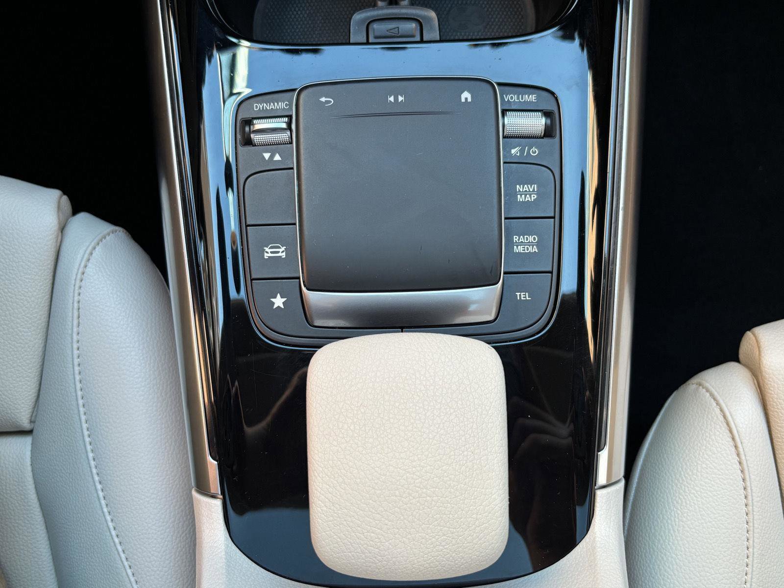 Used 2021 Mercedes-Benz GLA 250 4MATIC image 22