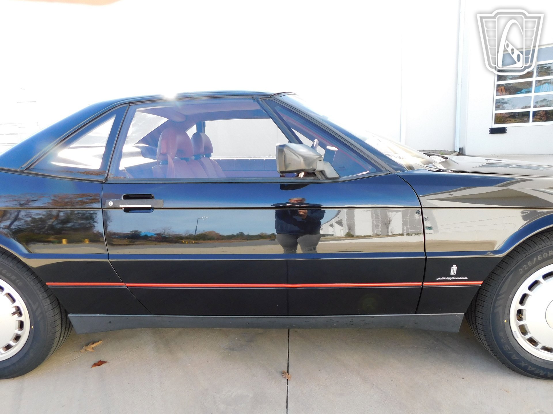 Used 1989 Cadillac Allante FWD image 31