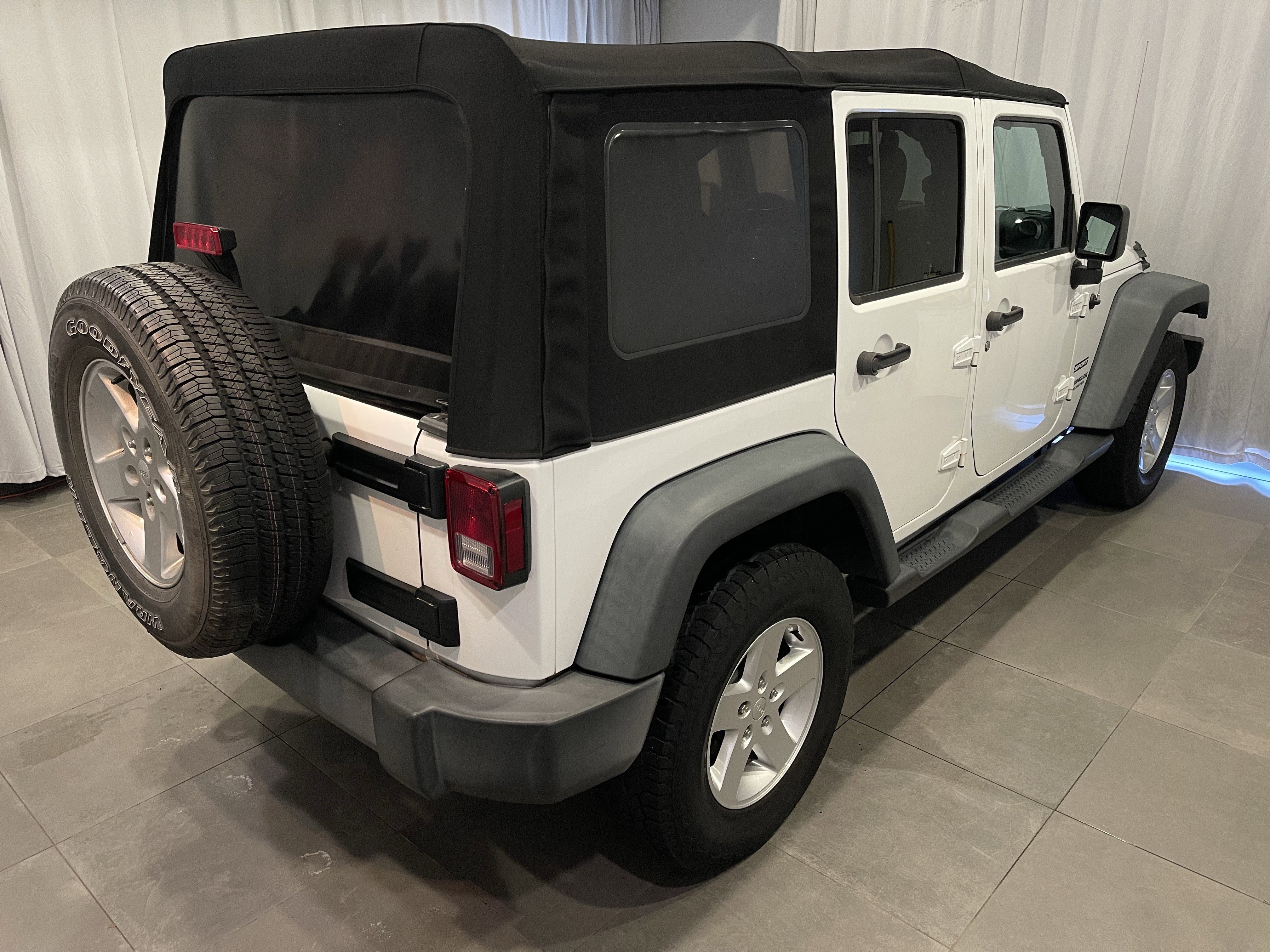 Used 2016 Jeep Wrangler Unlimited Sport w/ Quick Order Package 24S image 6
