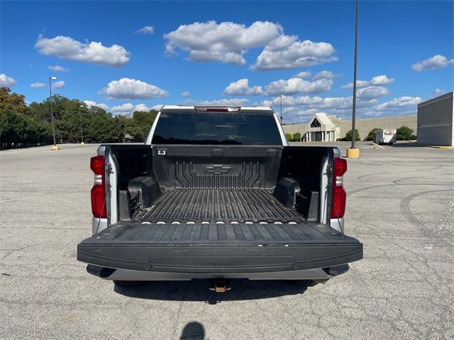 Used 2019 Chevrolet Silverado 1500 Custom w/ Custom Value Package image 16