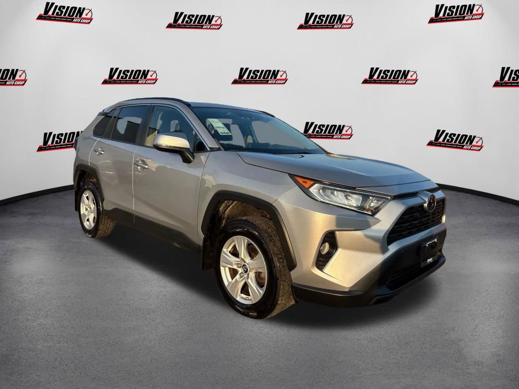 Used 2019 Toyota RAV4 XLE image 3