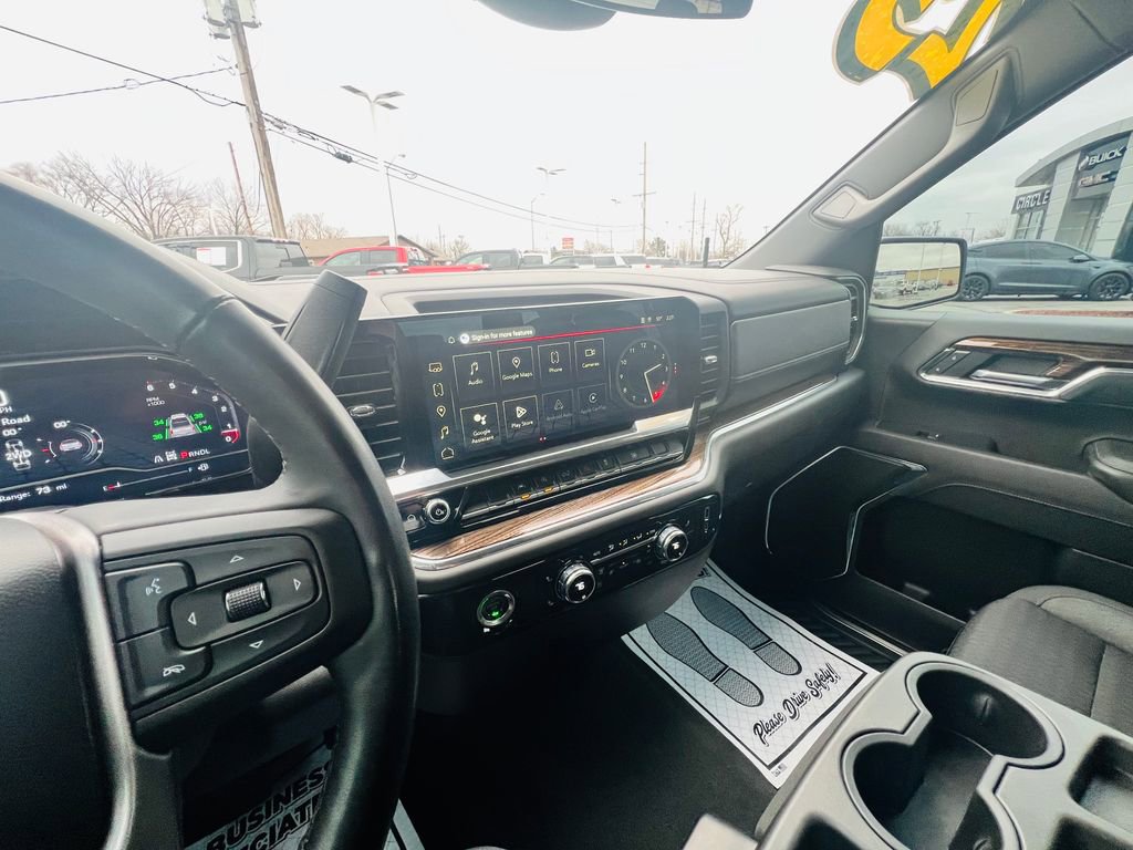 Used 2023 GMC Sierra 1500 Elevation image 25