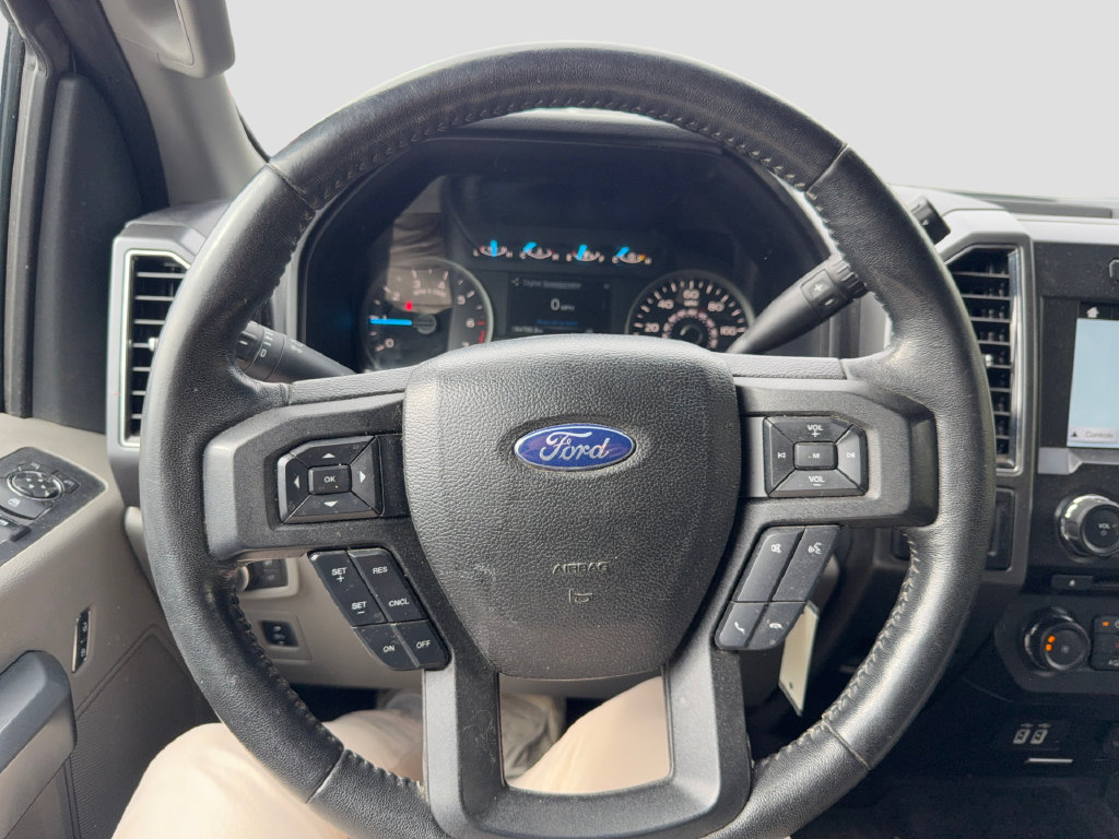 Used 2018 Ford F150 XLT w/ Equipment Group 302A Luxury AWD/4WD image 14