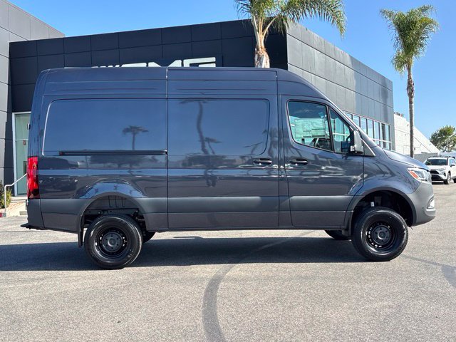 New 2026 Mercedes-Benz Sprinter 2500 image 3