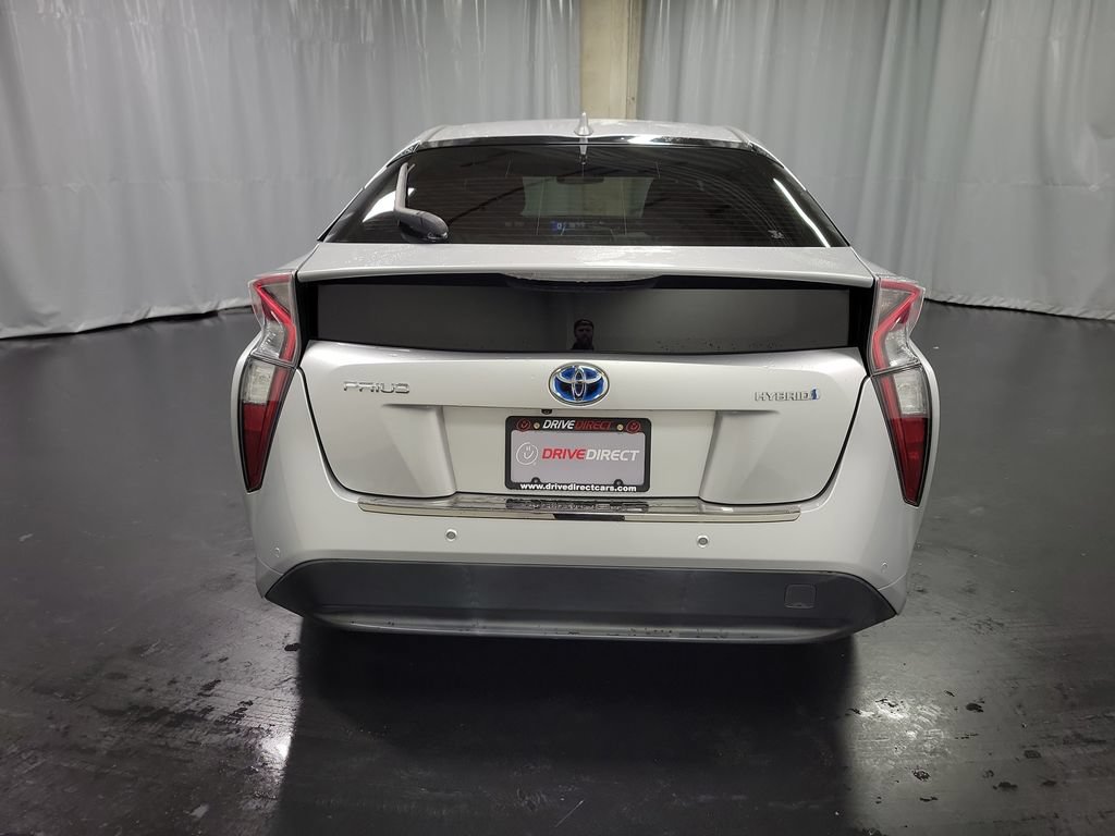 Used 2017 Toyota Prius Two w/ Prius Two Safety Plus Package FWD image 7