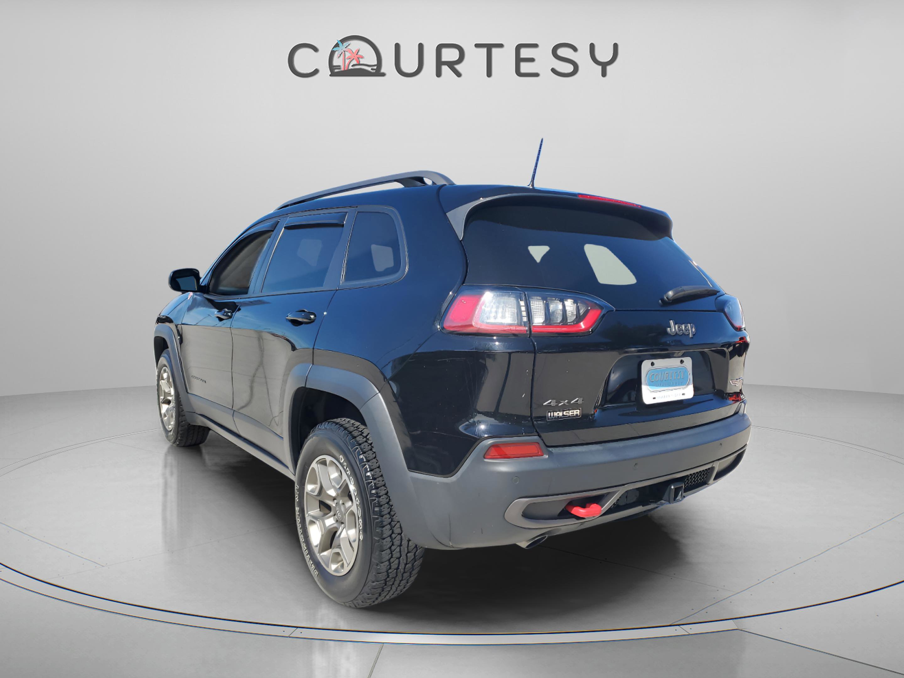 Used 2020 Jeep Cherokee Trailhawk w/ Cold Weather Group image 3