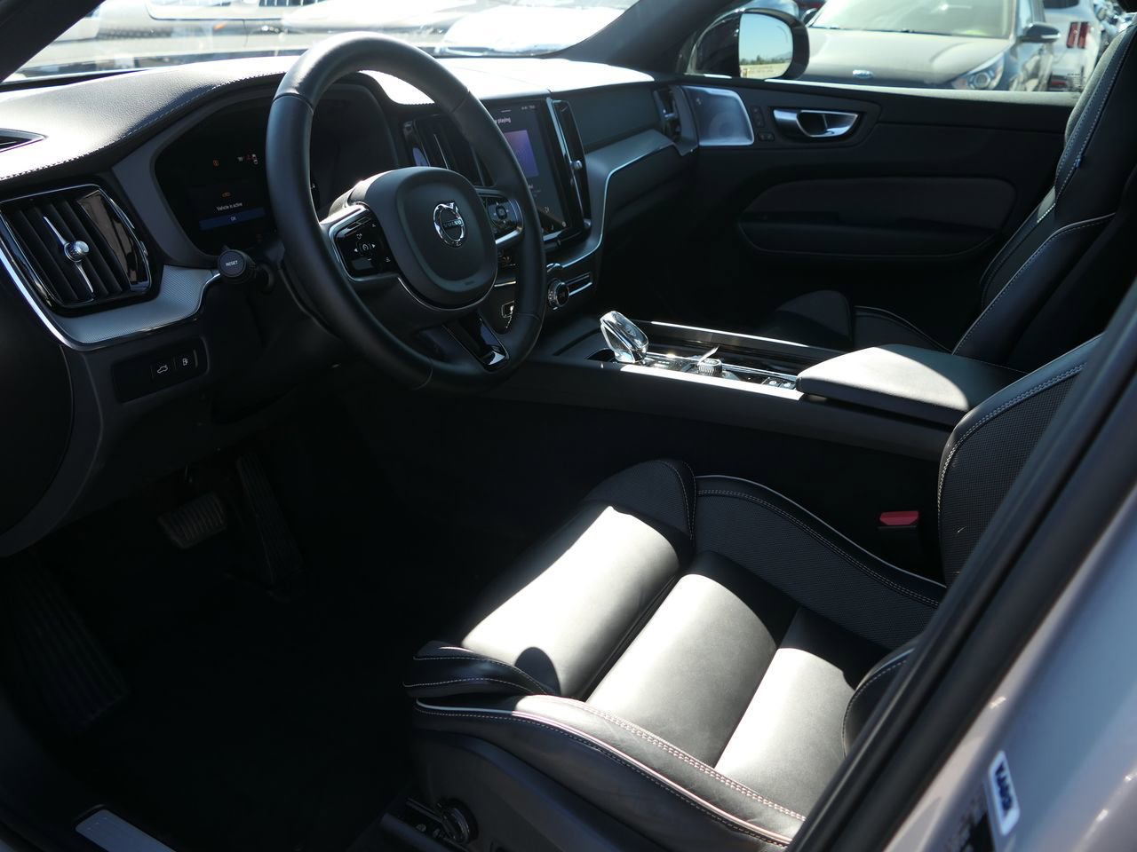 Used 2024 Volvo XC60 T8 Polestar image 14