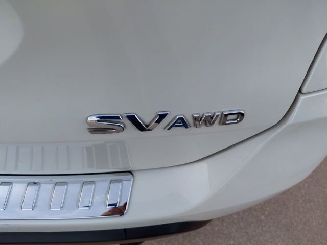 Used 2018 Nissan Rogue SV image 29