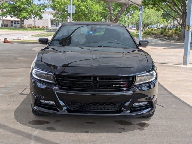 Used 2022 Dodge Charger SXT w/ Blacktop Package image 2