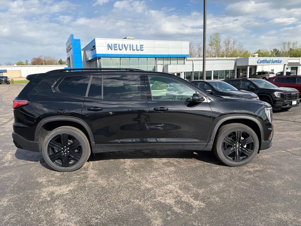 Used 2025 GMC Acadia Elevation w/ Elevation Premium Package AWD/4WD image 2