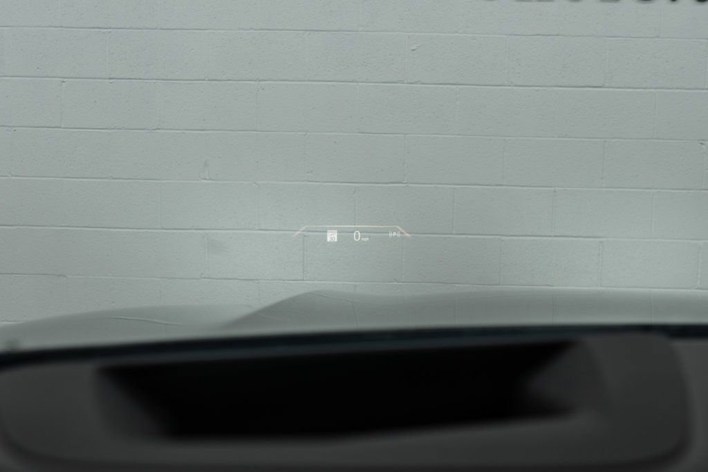 Used 2025 BMW X6 xDrive40i w/ Climate Comfort Package image 20