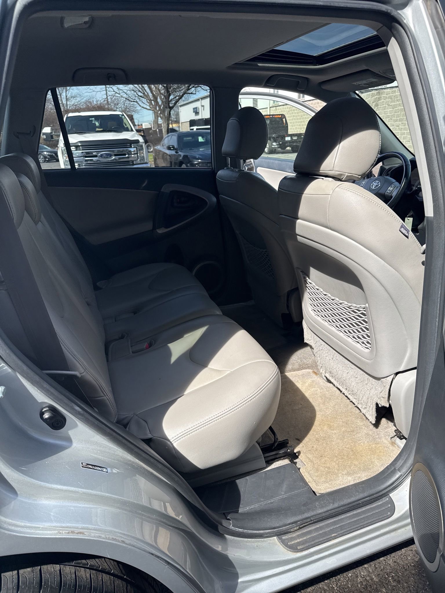 Used 2008 Toyota RAV4 Limited image 16