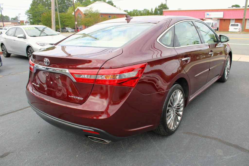 Used 2016 Toyota Avalon Limited w/ Protection Package FWD image 6