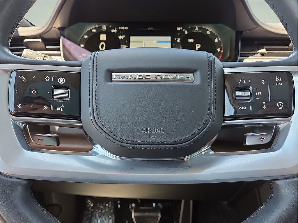 Used 2024 Land Rover Range Rover SE image 30