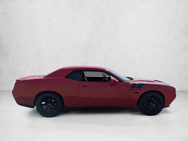 Used 2016 Dodge Challenger R/T video 4