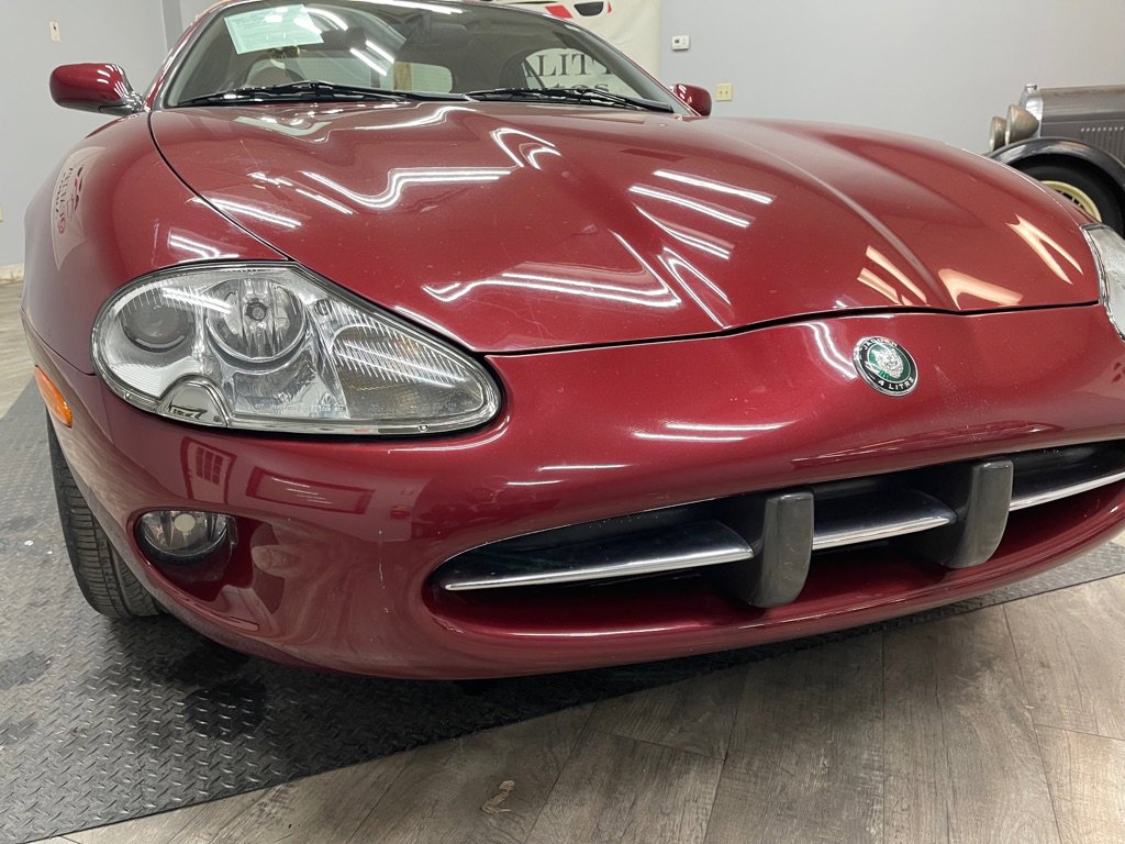 Used 1999 Jaguar XK8 image 9