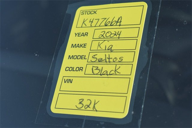 Certified 2024 Kia Seltos S image 14