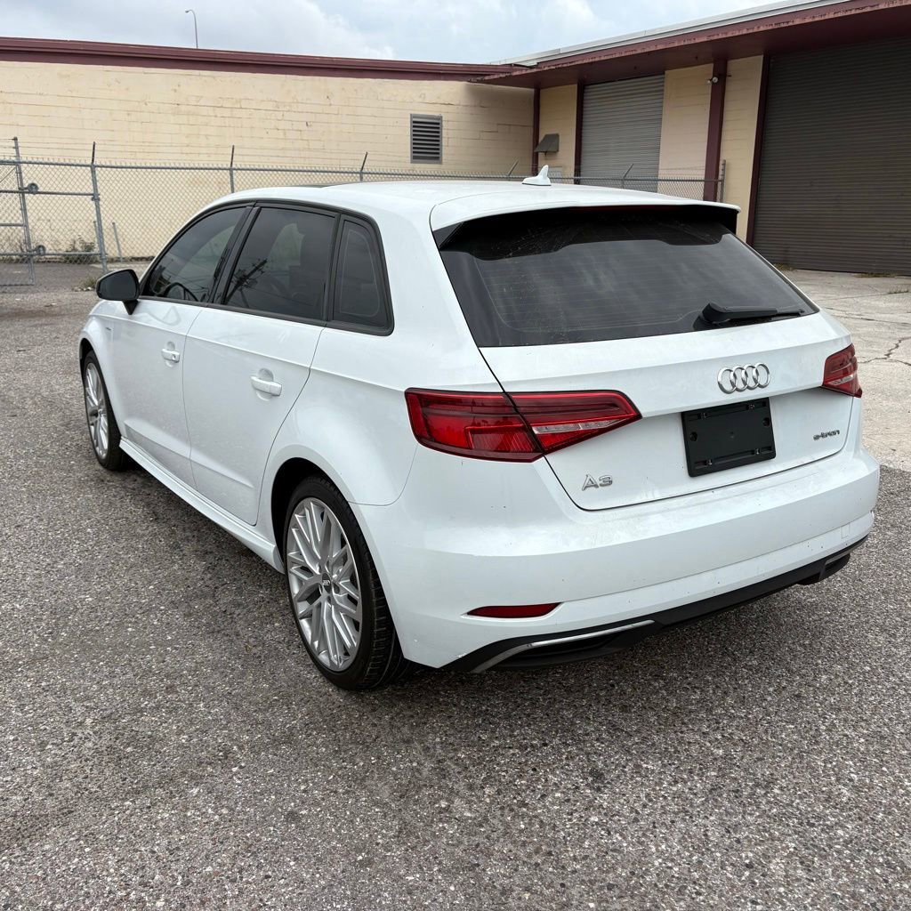 Used 2018 Audi A3 e-tron Premium w/ Sport Package FWD image 5