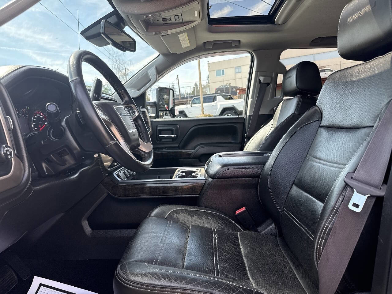 Used 2015 GMC Sierra 3500 Denali image 38