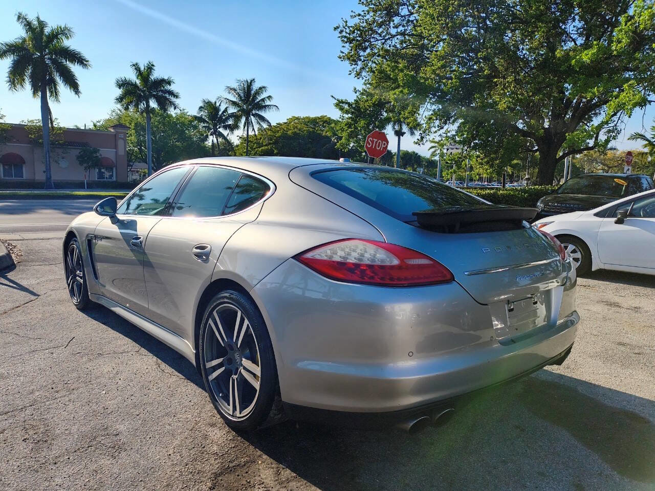 Used 2013 Porsche Panamera S w/ Comfort Pkg image 8