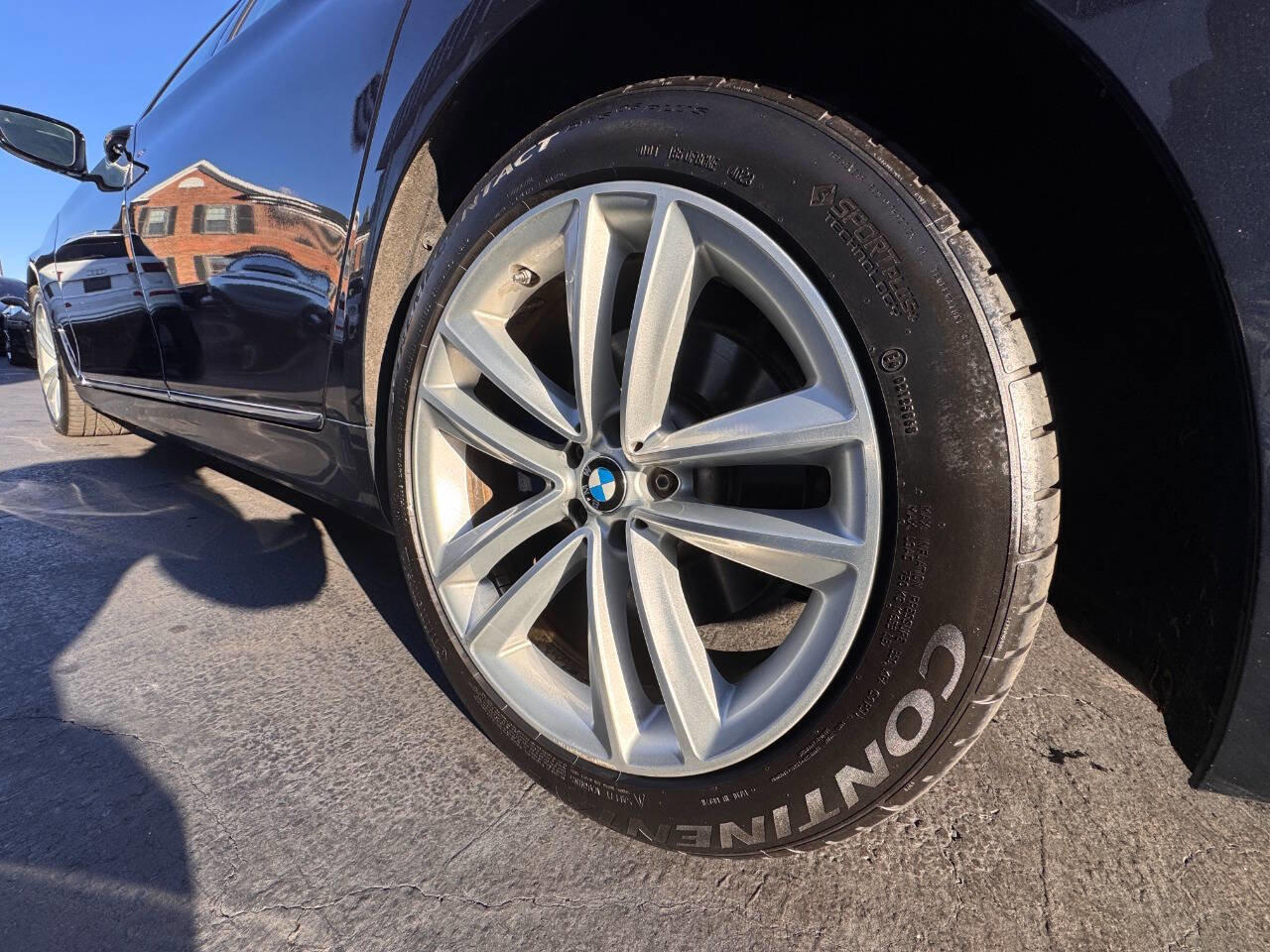 Used 2016 BMW 750i xDrive AWD/4WD image 30