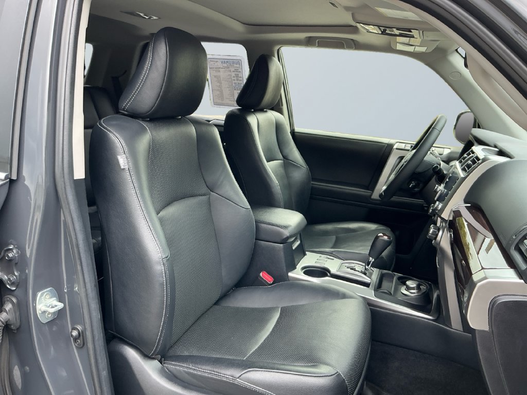 Used 2024 Toyota 4Runner Limited AWD/4WD image 16