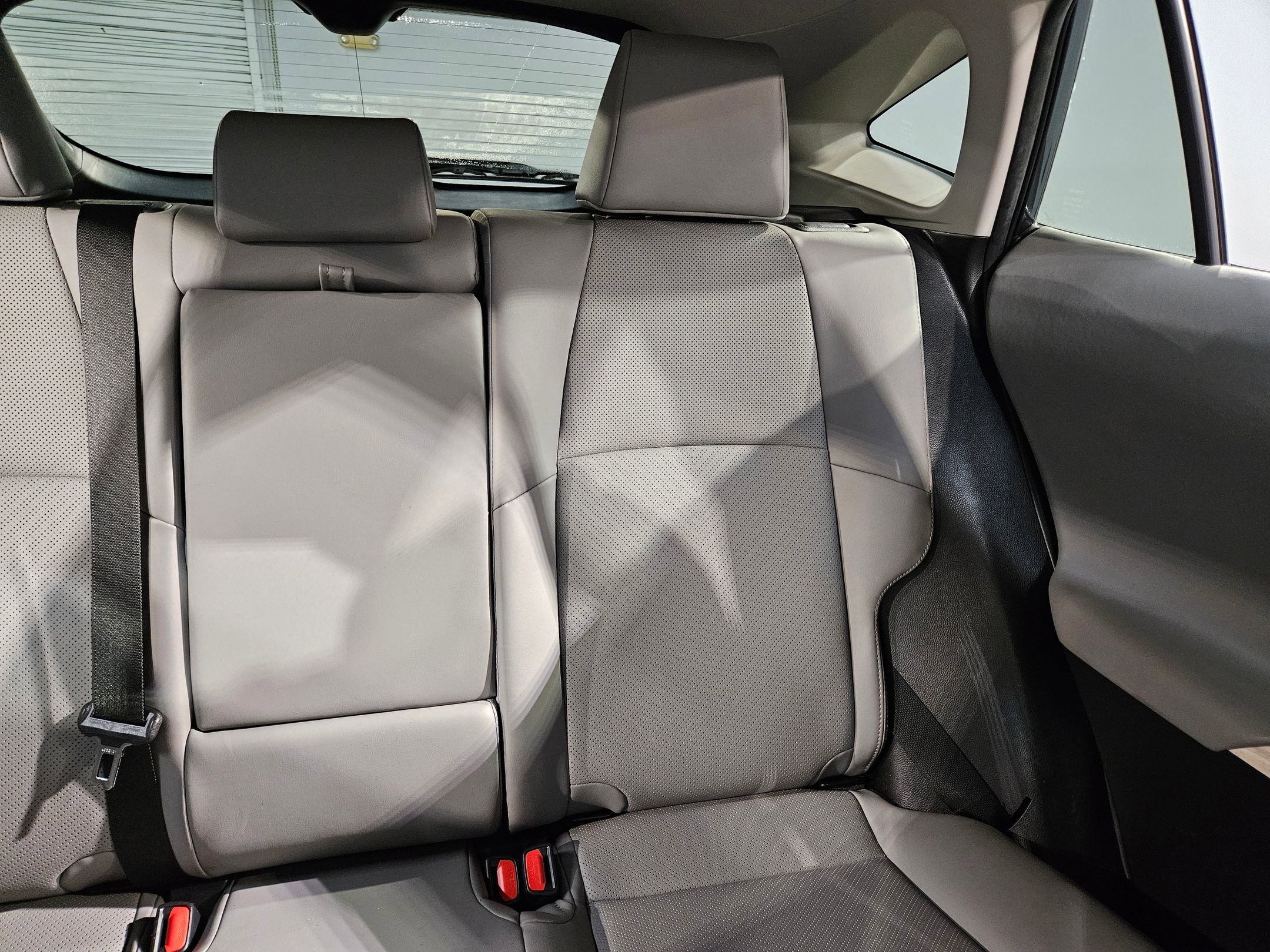 Used 2023 Toyota Venza Limited image 14