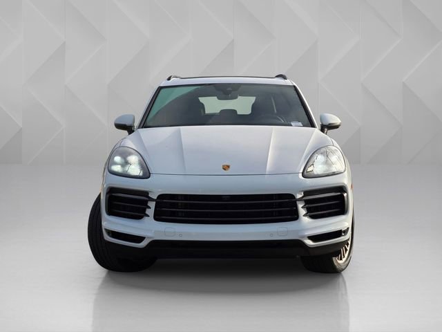 Used 2022 Porsche Cayenne Platinum Edition image 2
