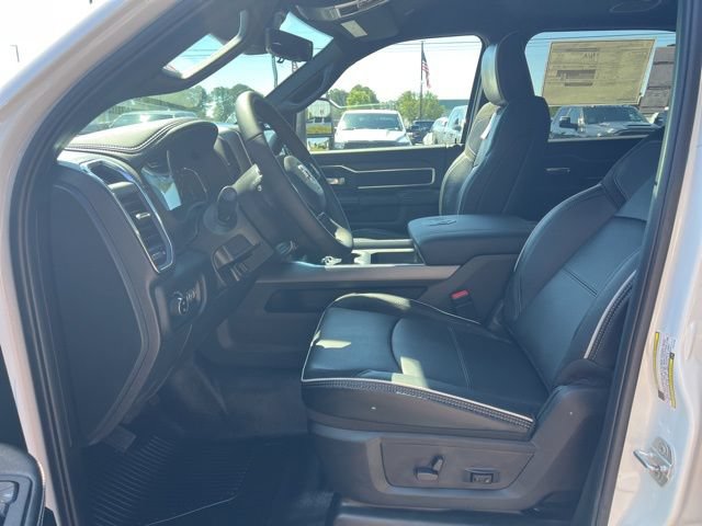 New 2026 RAM 3500 Big Horn AWD/4WD image 7