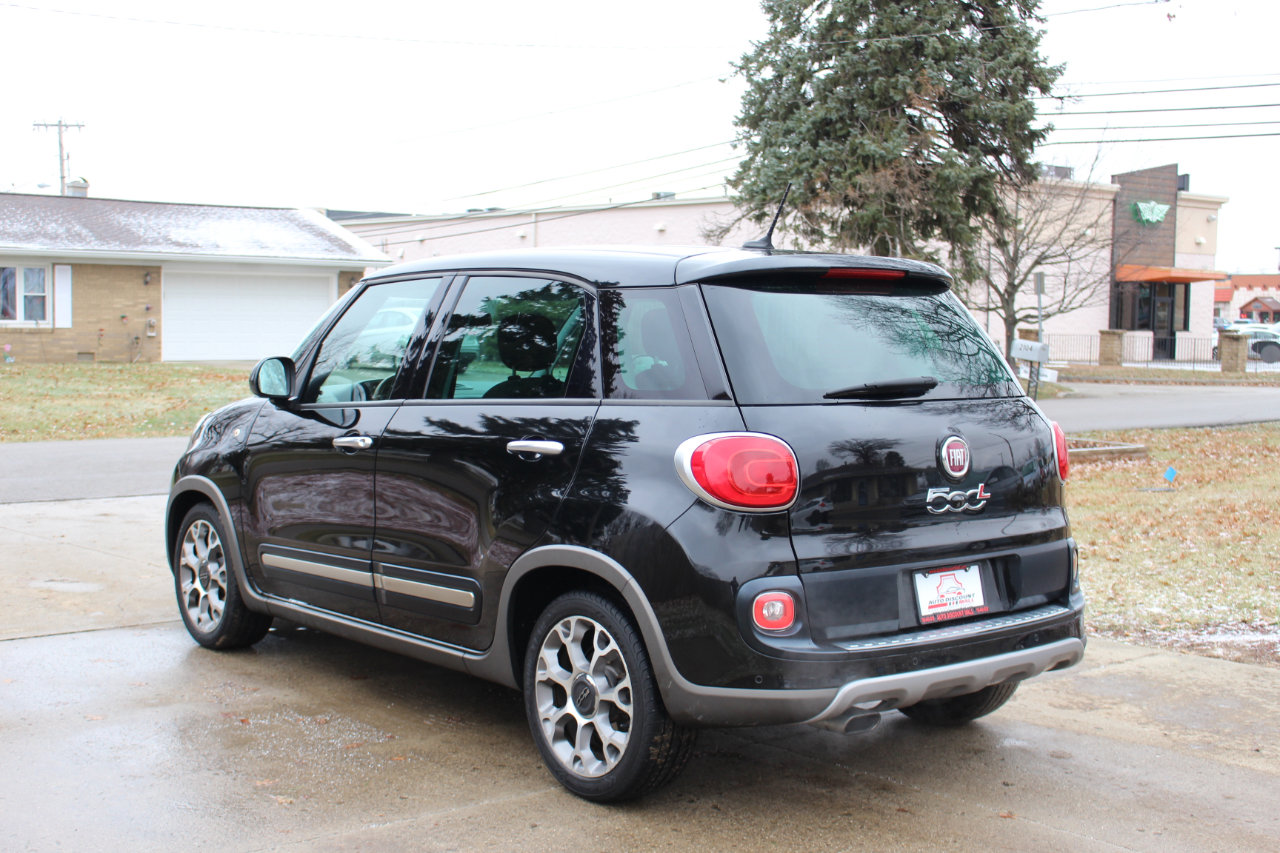 Used 2014 FIAT 500L Trekking w/ Popular Equipment Group image 7