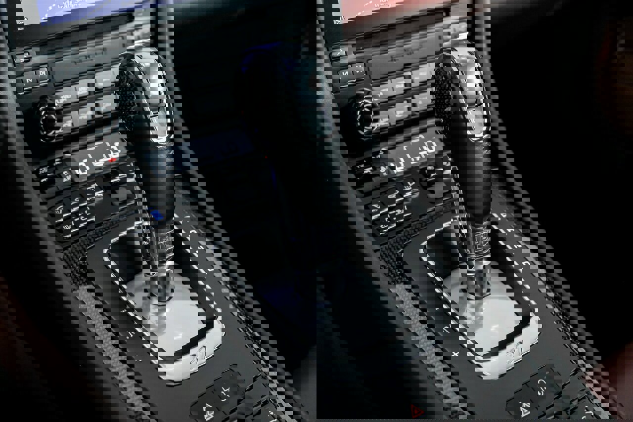 Used 2017 Porsche 911 Turbo image 38