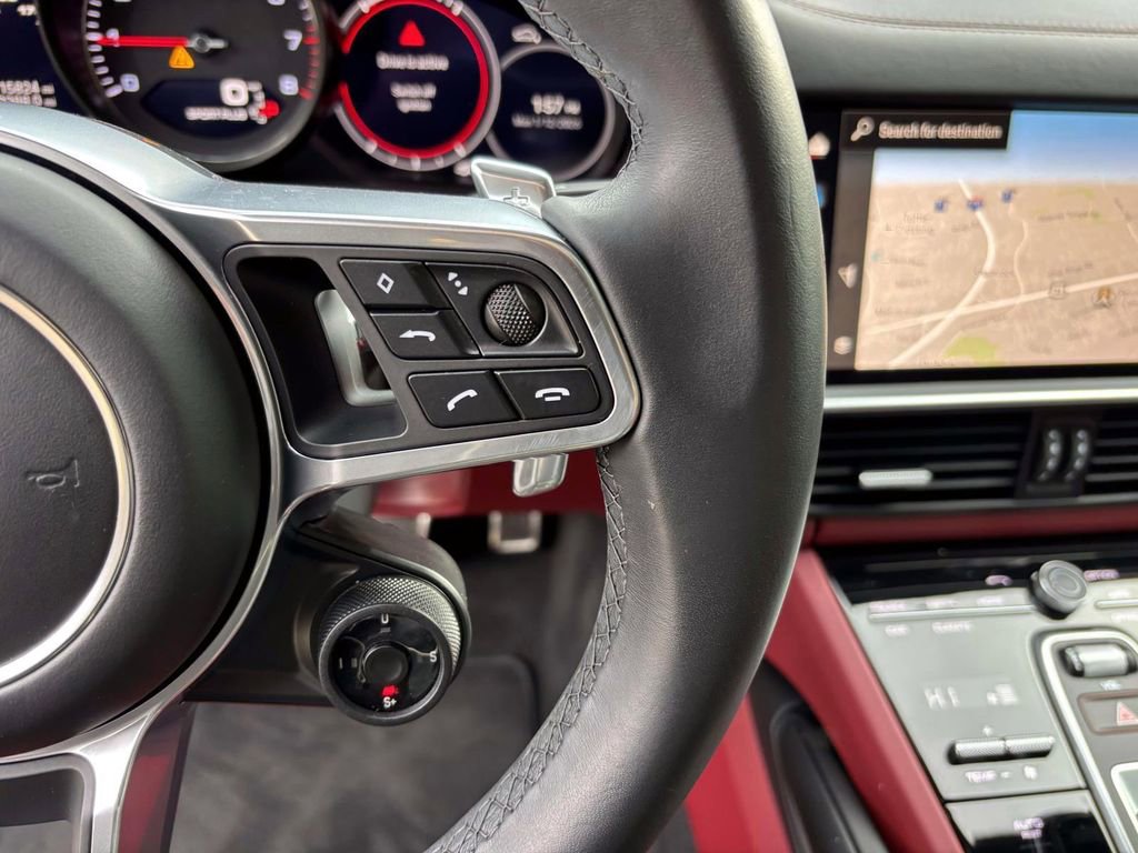 Used 2023 Porsche Cayenne GTS image 28