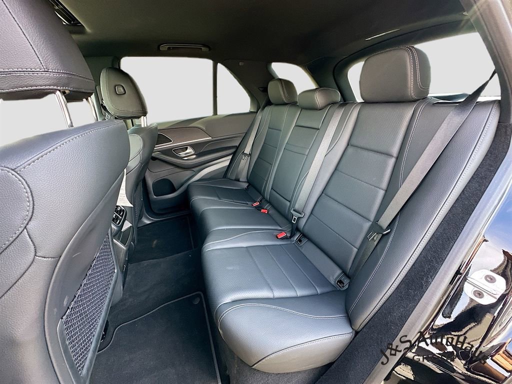 Used 2025 Mercedes-Benz GLE 450e 4MATIC image 27