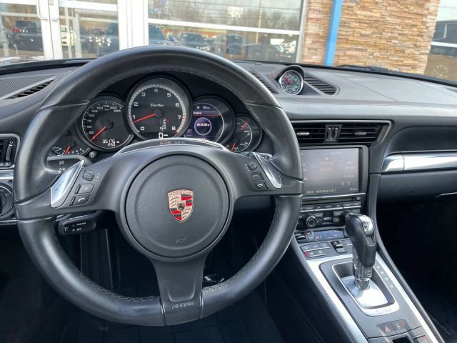 Used 2014 Porsche 911 Turbo image 22