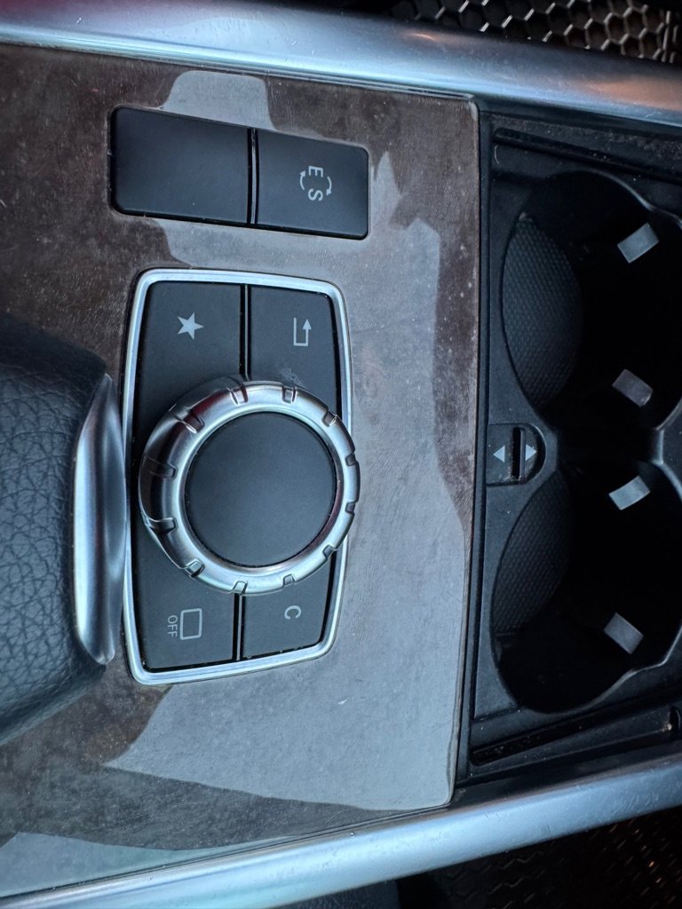 Used 2016 Mercedes-Benz E 350 4MATIC Sedan image 24